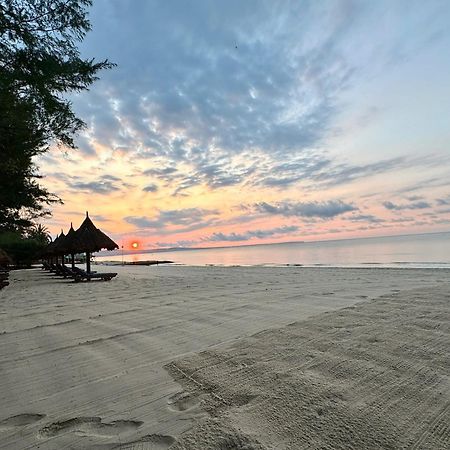 Four Oceans Beach Resort - Bon Bien Mui Ne Exterior photo