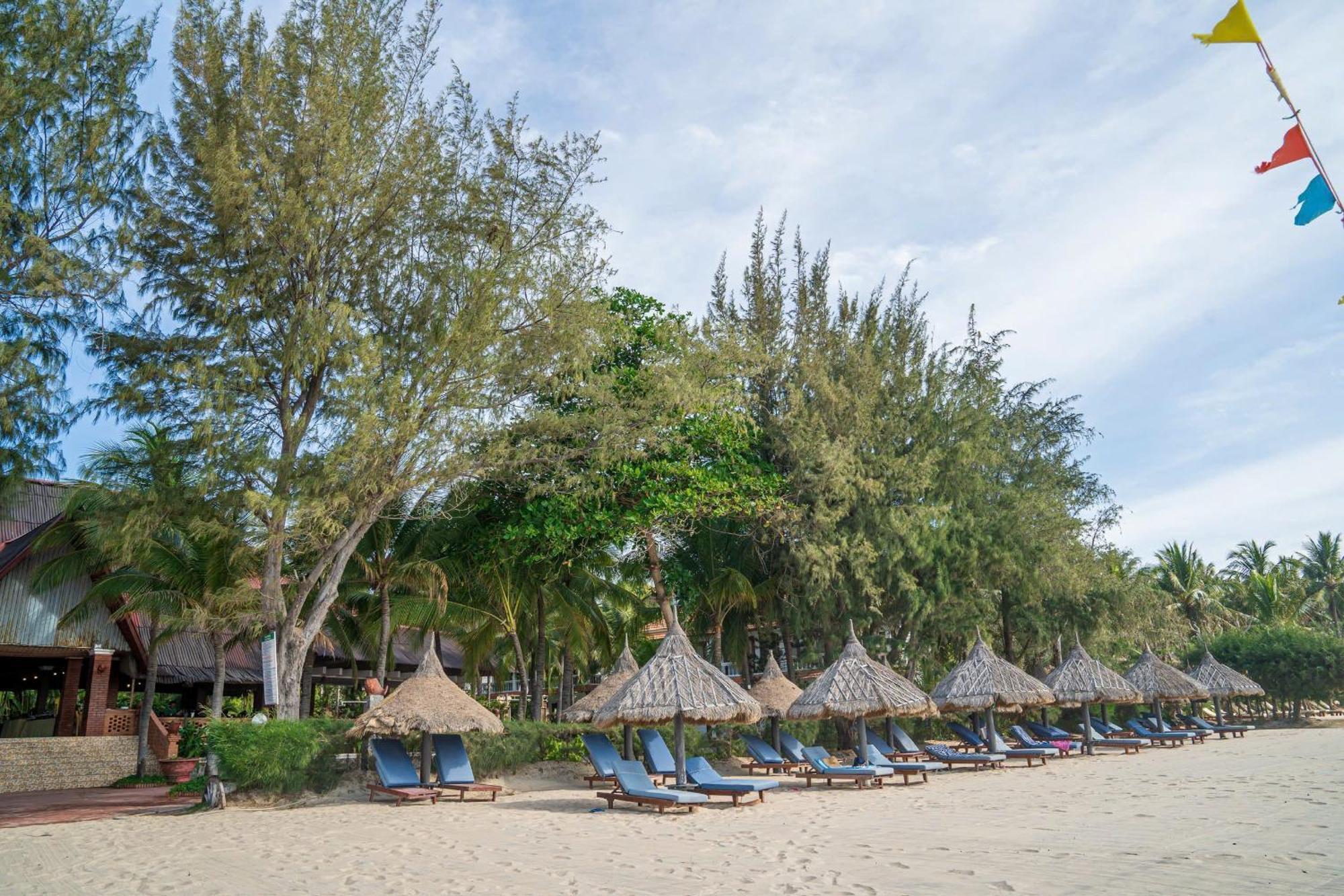 Four Oceans Beach Resort - Bon Bien Mui Ne Exterior photo