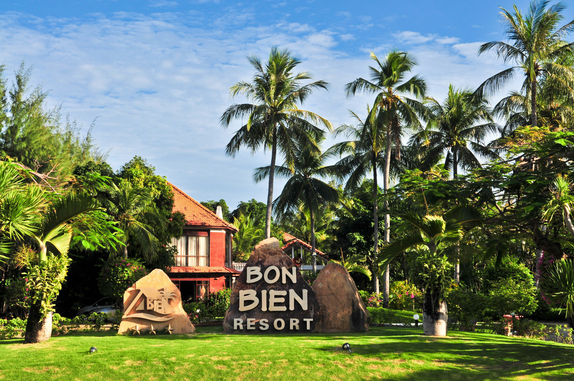 Four Oceans Beach Resort - Bon Bien Mui Ne Exterior photo