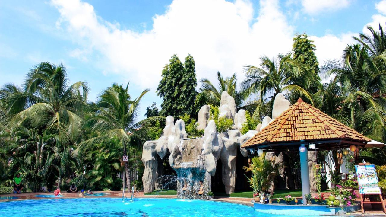 Four Oceans Beach Resort - Bon Bien Mui Ne Exterior photo